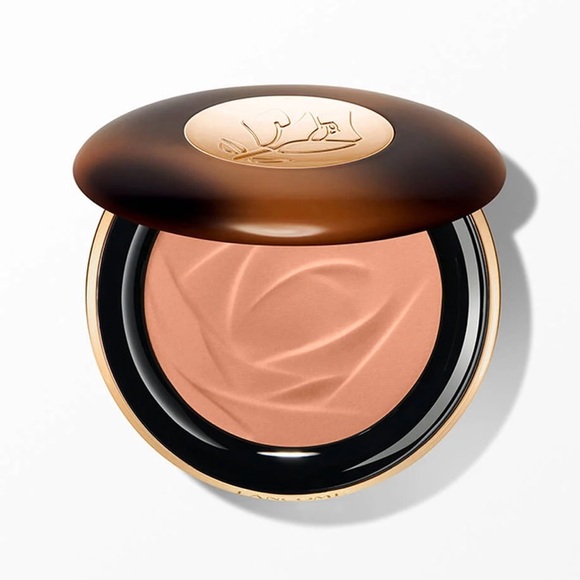 Lancome Other - Lancôme Teint Idole Ultra Wear C.E. Skin Transforming Bronzer 02 light